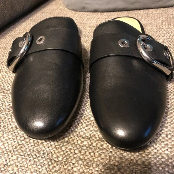 Michael Kors black leather mules 7.5 flats - Picture 2 of 9